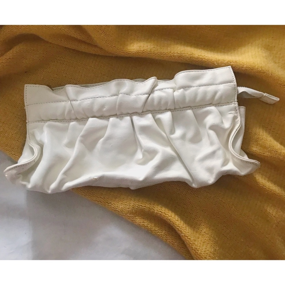 White clutch.